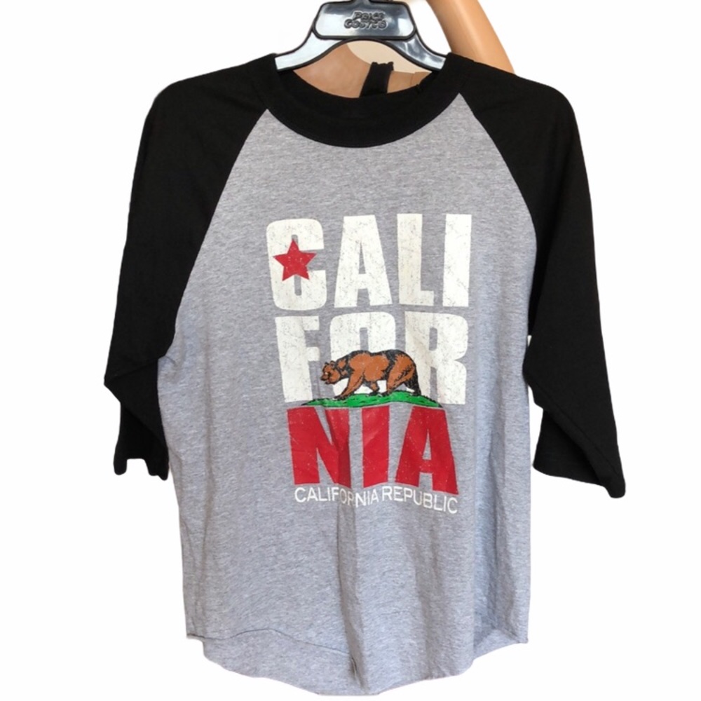 Shaka Active- 3/4 Length Raglan - Picture 1 of 5